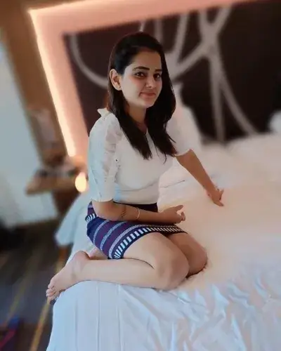Escort Service In Jaisinghnagar